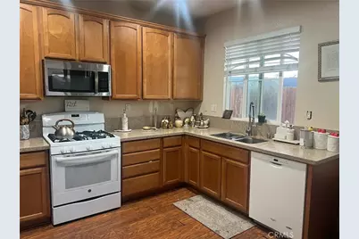 15435 Park Point #108, Lake Elsinore, CA 92532 - Photo 10