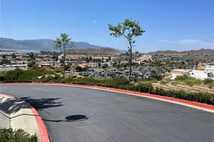 15435 Park Point, Lake Elsinore, CA 92532 - Photo 18