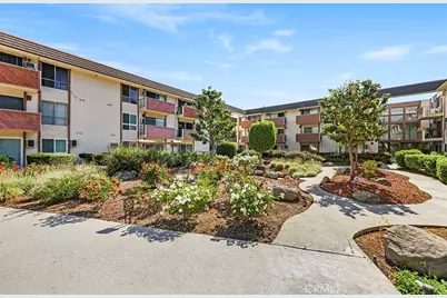 5585 E Pacific Coast Highway #354, Long Beach, CA 90804 - Photo 2