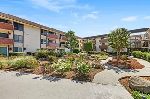 5585 E Pacific Coast Hwy, Long Beach, CA 90804 - Photo 2