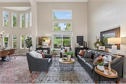 21352 Silvertree Lane, Rancho Santa Margarita, CA 92679 - Photo 10