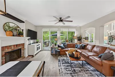 21352 Silvertree Lane, Rancho Santa Margarita, CA 92679 - Photo 16
