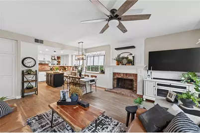 21352 Silvertree Lane, Rancho Santa Margarita, CA 92679 - Photo 18