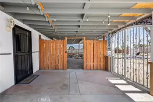 8054 Palm, Yucca Valley, CA 92284 - Photo 4