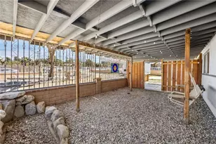 8054 Palm, Yucca Valley, CA 92284 - Photo 6