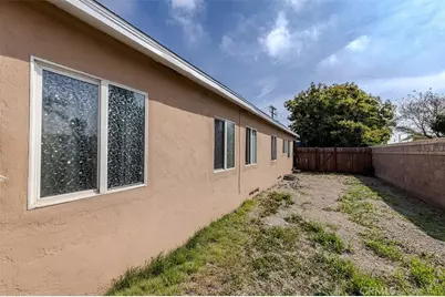 10952 Rose, Stanton, CA 90680 - Photo 32