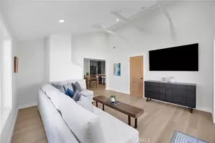 8326 Fontainbleau Way, Cypress, CA 90630 - Photo 18