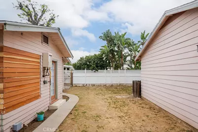 637 E Van Bibber, Orange, CA 92866 - Photo 32
