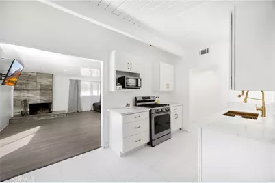 11325 Weber, Moreno Valley, CA 92555 - Photo 10