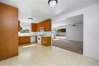 19016 Schoenborn, Northridge, CA 91324 - Photo 10