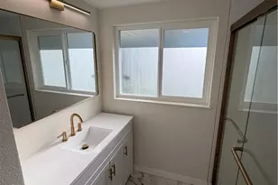 2432 Larchmont, Santa Ana, CA 92706 - Photo 14