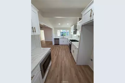 2432 Larchmont, Santa Ana, CA 92706 - Photo 4