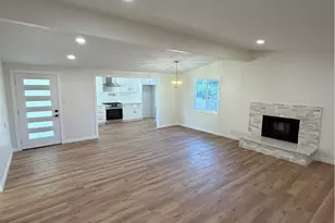 2432 Larchmont, Santa Ana, CA 92706 - Photo 8