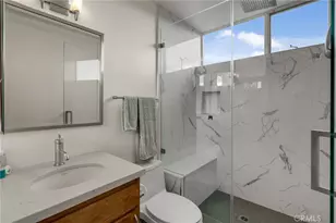 302 S Venice, Venice, CA 90291 - Photo 24