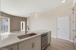 488 E Ocean, Long Beach, CA 90802 - Photo 8