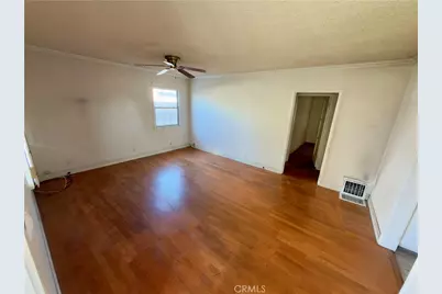 5552 Vonnie, Cypress, CA 90630 - Photo 4