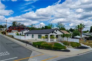 206 Silver, Lake Elsinore, CA 92530 - Photo 2