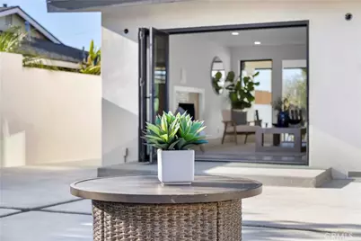 900 Catalina Avenue, Seal Beach, CA 90740 - Photo 34