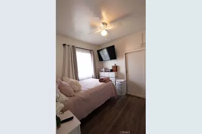 10500 S Broadway, Los Angeles, CA 90003 - Photo 26