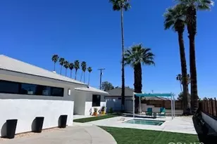 3940 E Calle San Antonio, Palm Springs, CA 92264 - Photo 2