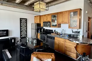 312 W 5th, Los Angeles, CA 90013 - Photo 2