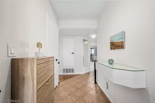 1425 E 2nd Street, Long Beach, CA 90802 - Photo 2