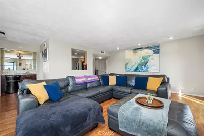 1425 E 2nd Street #301, Long Beach, CA 90802 - Photo 8