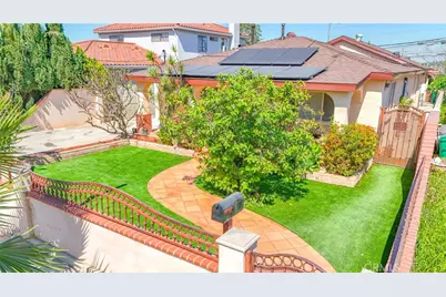 1709 E Luray, Long Beach, CA 90807 - Photo 2