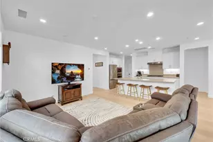 10943 Carrillo Ct, Cypress, CA 90720 - Photo 6