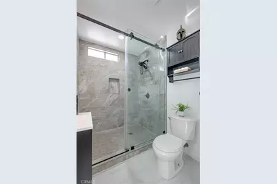 1381 W Summerland, San Pedro, CA 90732 - Photo 30