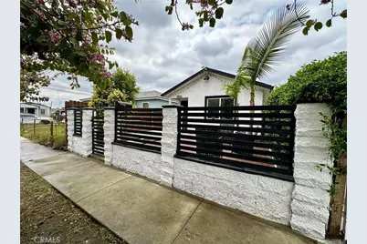10621 Kalmia, Los Angeles, CA 90002 - Photo 2