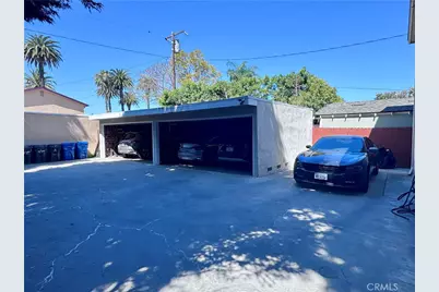 241 Lindero Avenue, Long Beach, CA 90803 - Photo 2