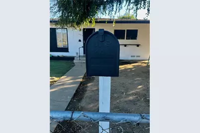 695 W 17th St, San Bernardino, CA 92405 - Photo 24