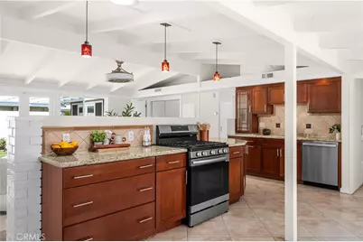 3030 Roxanne Avenue, Long Beach, CA 90808 - Photo 14