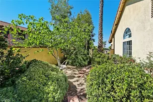 305 Mission Grove, Riverside, CA 92506 - Photo 46