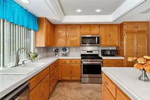 305 Mission Grove, Riverside, CA 92506 - Photo 26