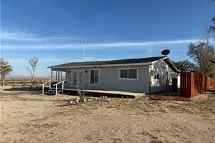 69561 Papoose Trl, 29 Palms MCB, CA 92277 - Photo 1