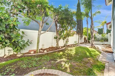 3545 Locust Avenue, Long Beach, CA 90807 - Photo 22