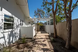 13161 Sandhurst, North Tustin, CA 92705 - Photo 30