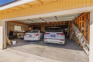 31212 Rabbit Springs Rd, Lucerne Valley, CA 92356 - Photo 10