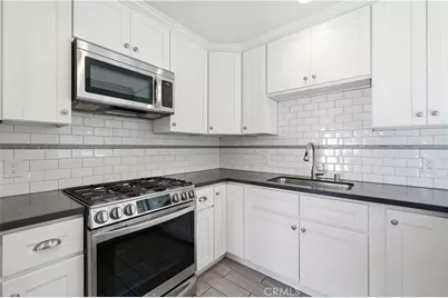 130 Cordova Walk, Long Beach, CA 90803 - Photo 12