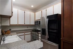 640 W 4th Street, Long Beach, CA 90802 - Photo 6