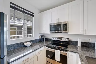 20301 Bluffside Circle #315, Huntington Beach, CA 92646 - Photo 6
