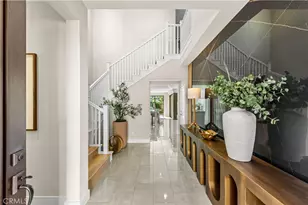 121 Oceano, Irvine, CA 92602 - Photo 2