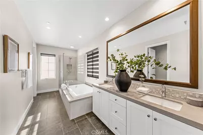 121 Oceano, Irvine, CA 92602 - Photo 16