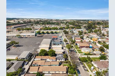 180 E 67th, Long Beach, CA 90805 - Photo 32