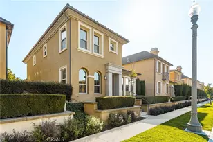 97 Twin Gables, Irvine, CA 92620 - Photo 4