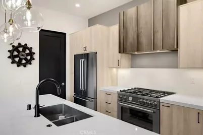 756 W 19th Street #B, Costa Mesa, CA 92627 - Photo 20