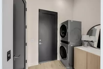 756 W 19th Street #B, Costa Mesa, CA 92627 - Photo 8