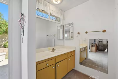 19402 Benfield Avenue, Cerritos, CA 90703 - Photo 20